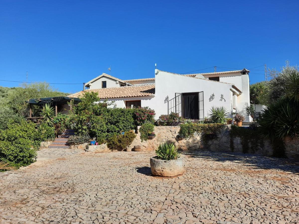 Hacienda La Buena Vida B&B En Appartementen Casita La Bruja Algarinejo Ngoại thất bức ảnh