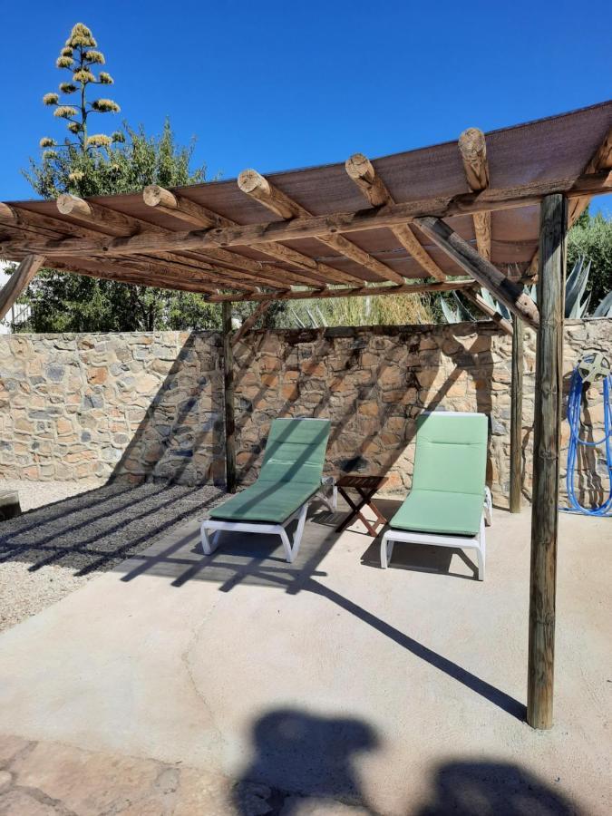 Hacienda La Buena Vida B&B En Appartementen Casita La Bruja Algarinejo Ngoại thất bức ảnh