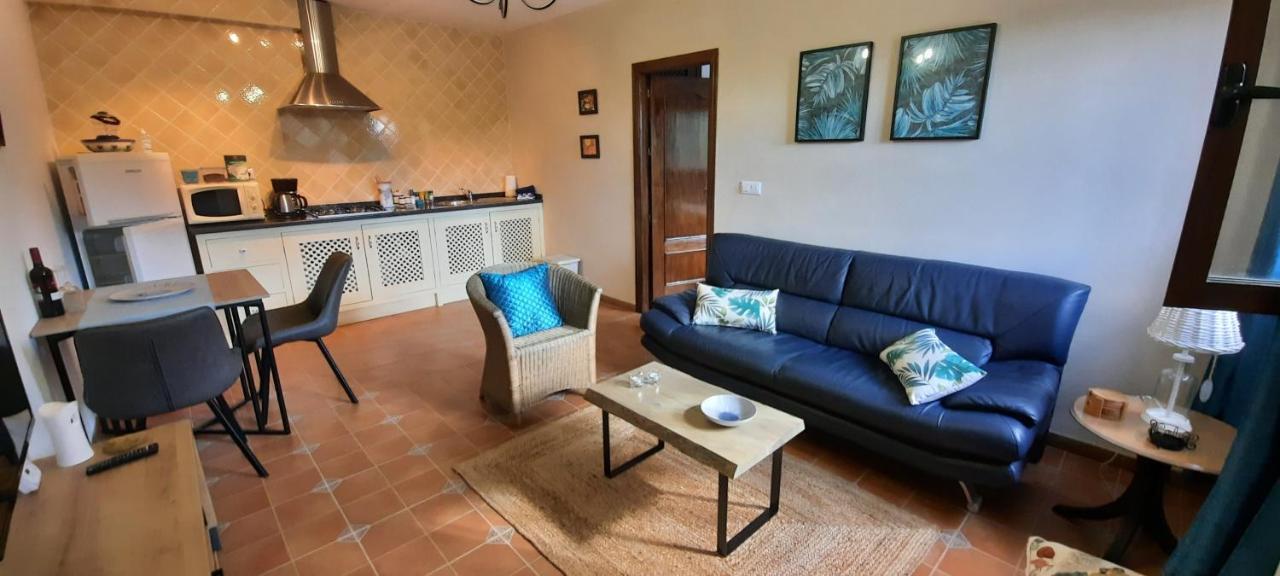 Hacienda La Buena Vida B&B En Appartementen Casita La Bruja Algarinejo Ngoại thất bức ảnh